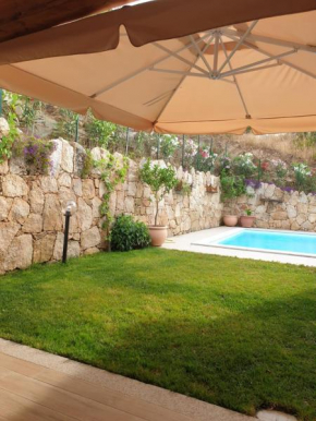 Villa con piscina privata